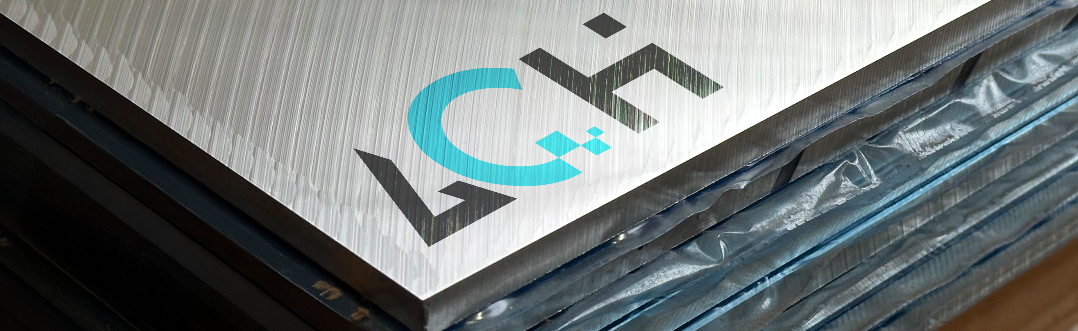 Alumínium öntött és síkba mart lemezek